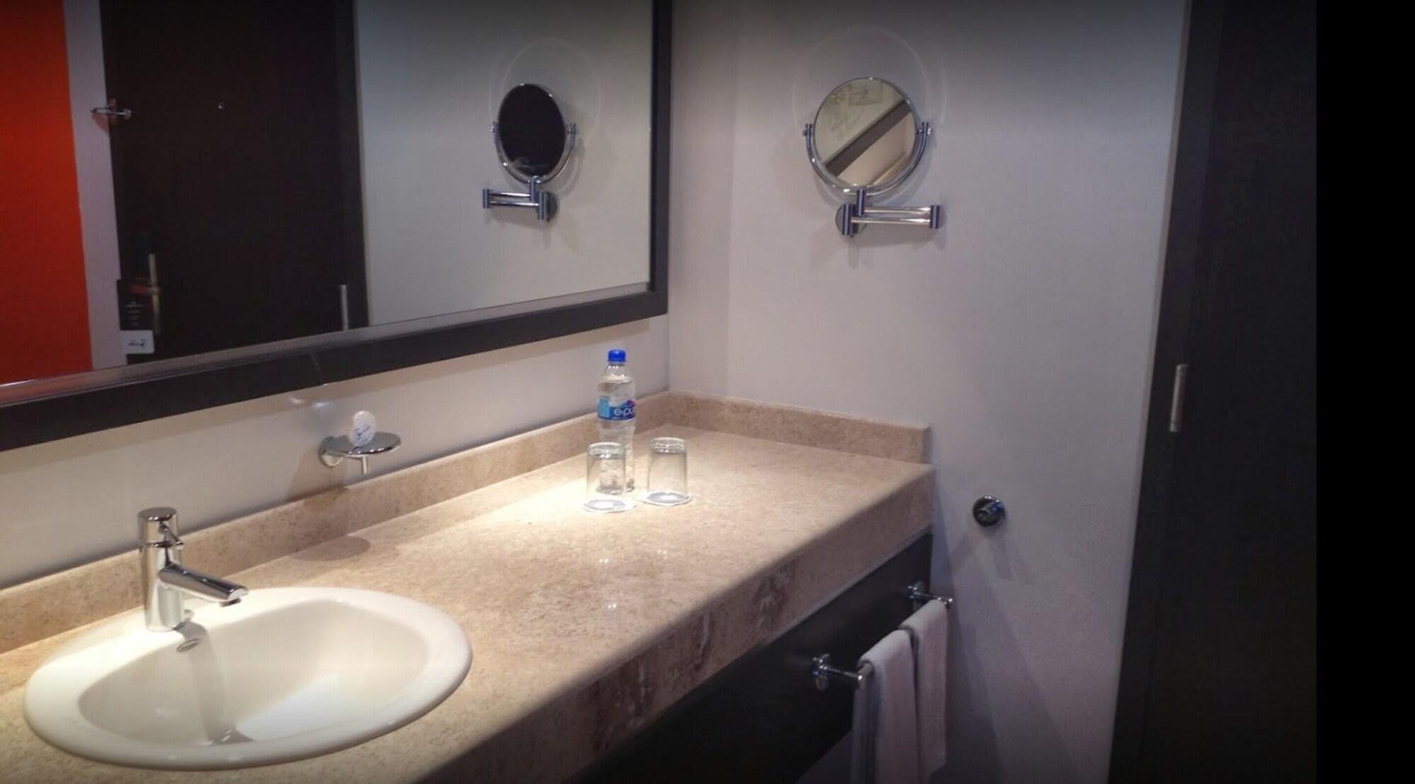 Hotel Oliba Boca Del Rio מראה חיצוני תמונה