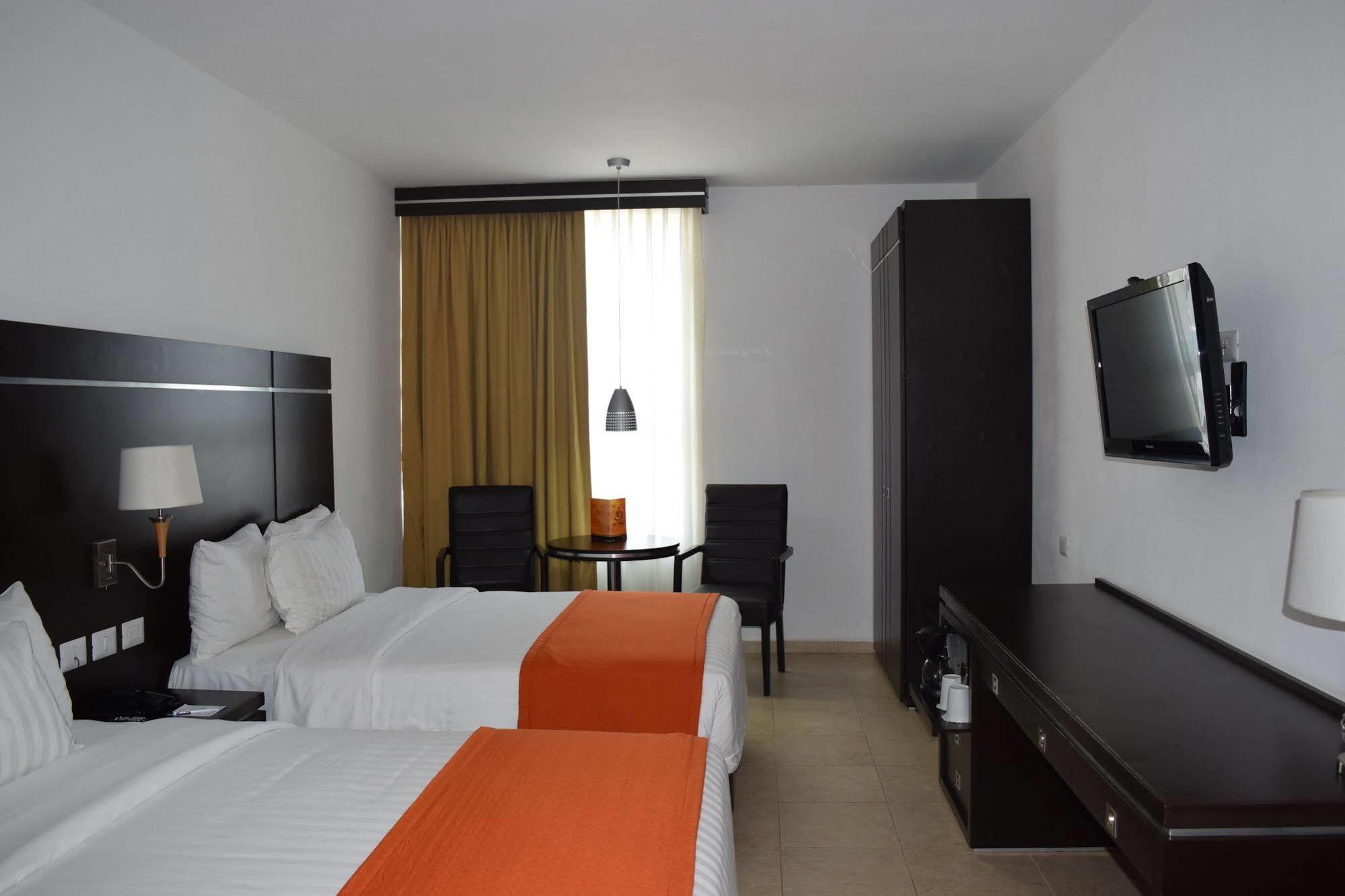 Hotel Oliba Boca Del Rio מראה חיצוני תמונה