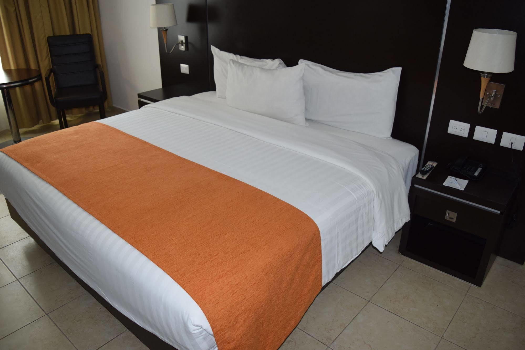 Hotel Oliba Boca Del Rio מראה חיצוני תמונה